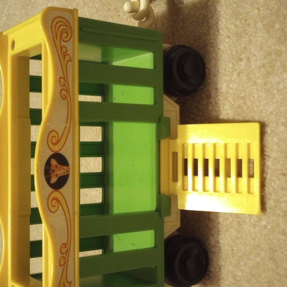 Fisher Price Circus Train - Picture 3 of 5